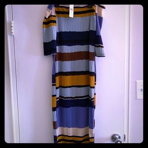 NWT stretch off shoulder midi dress